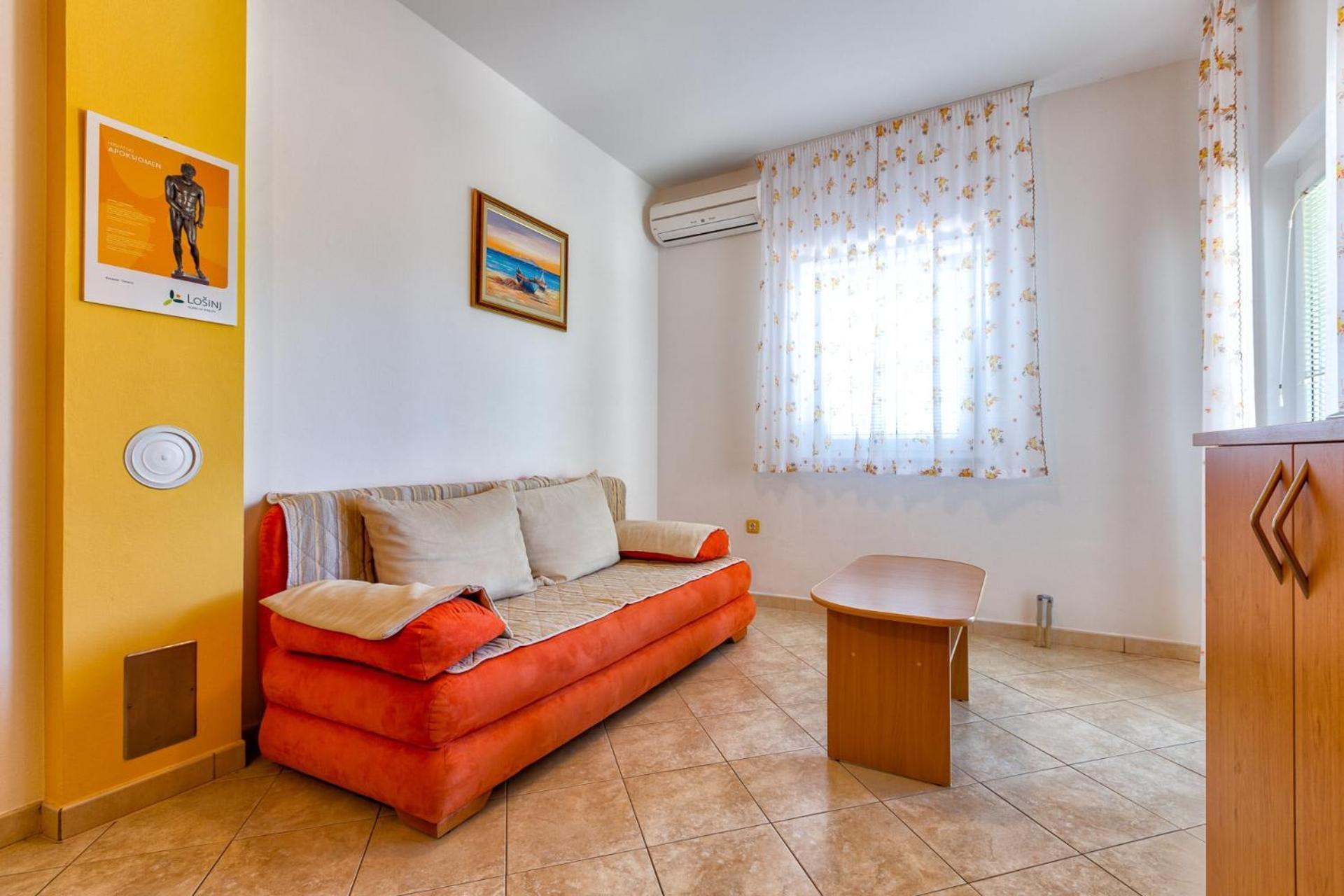 Apartments With A Parking Space Mali Lošinj Oda fotoğraf